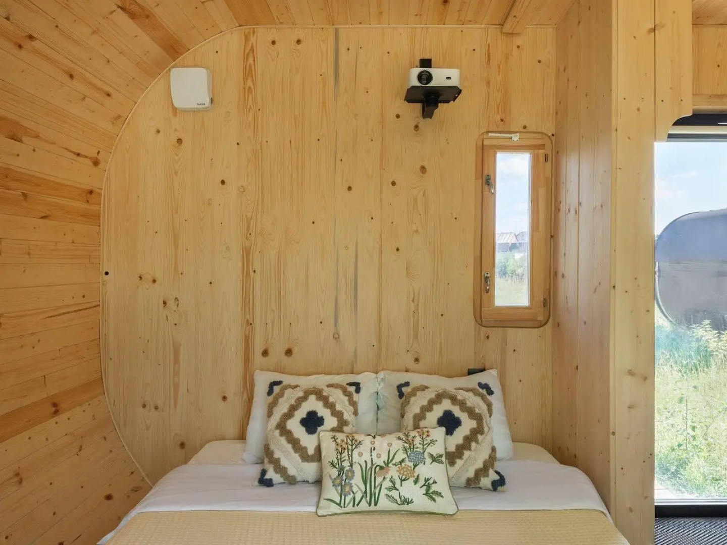 Sviyaga Glamp (Свияга Глэмп)
