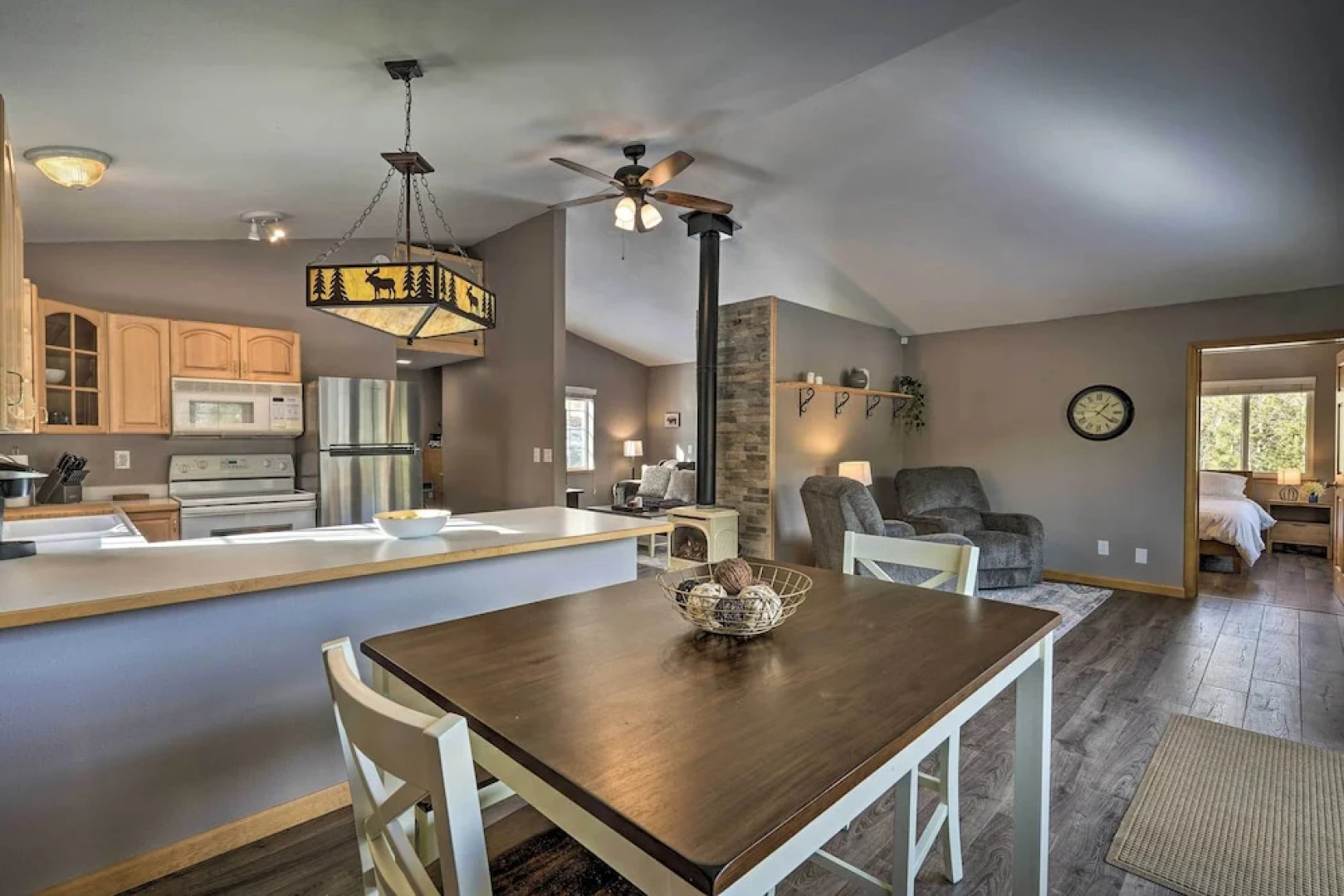 Hot Tub, Deck & Grill: Mtn-view Divide Cabin