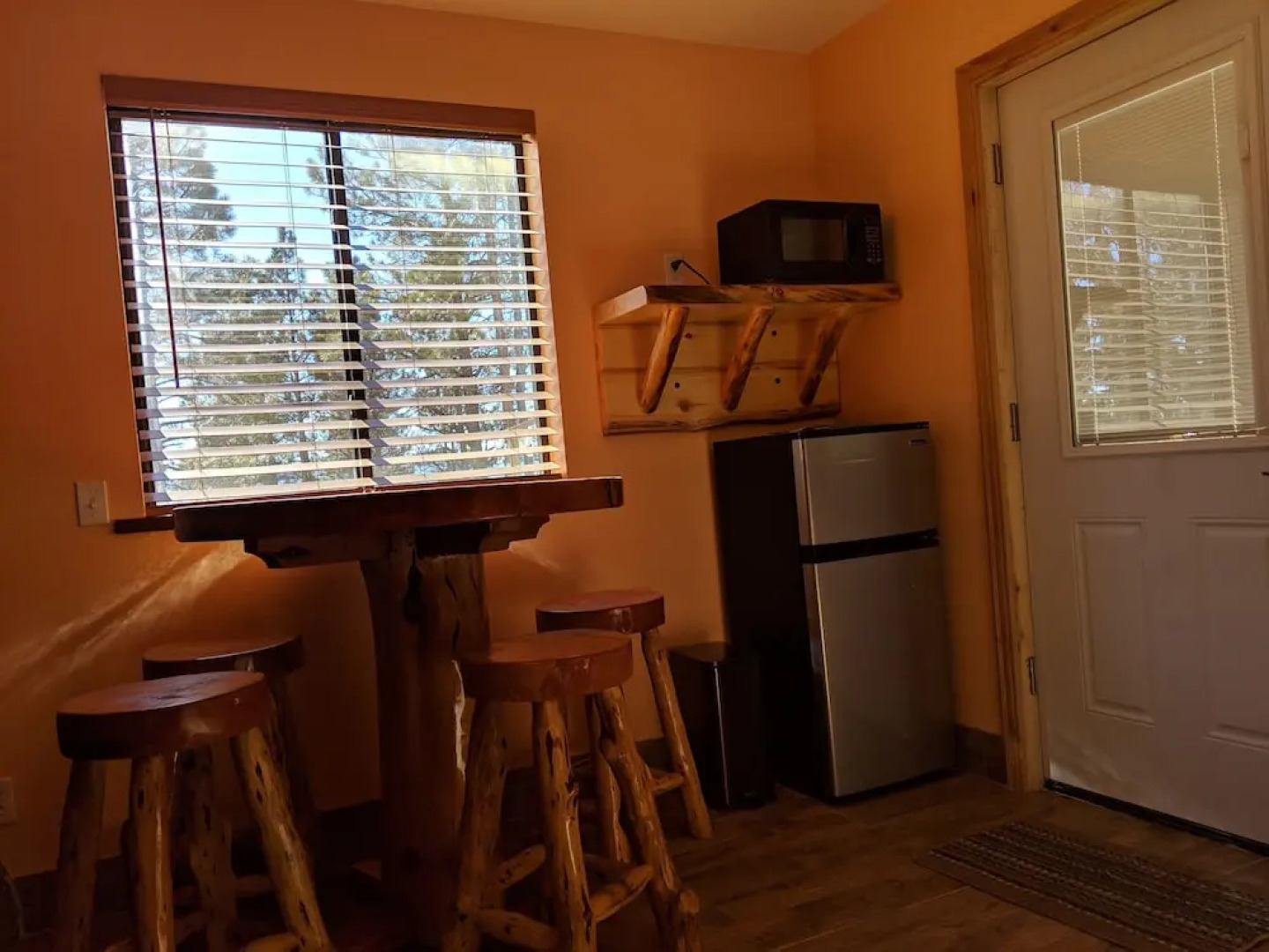 IVACAZ Suites on the Golf Course