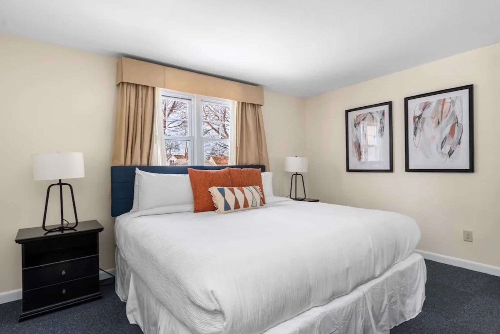 Beverly Garden Suites