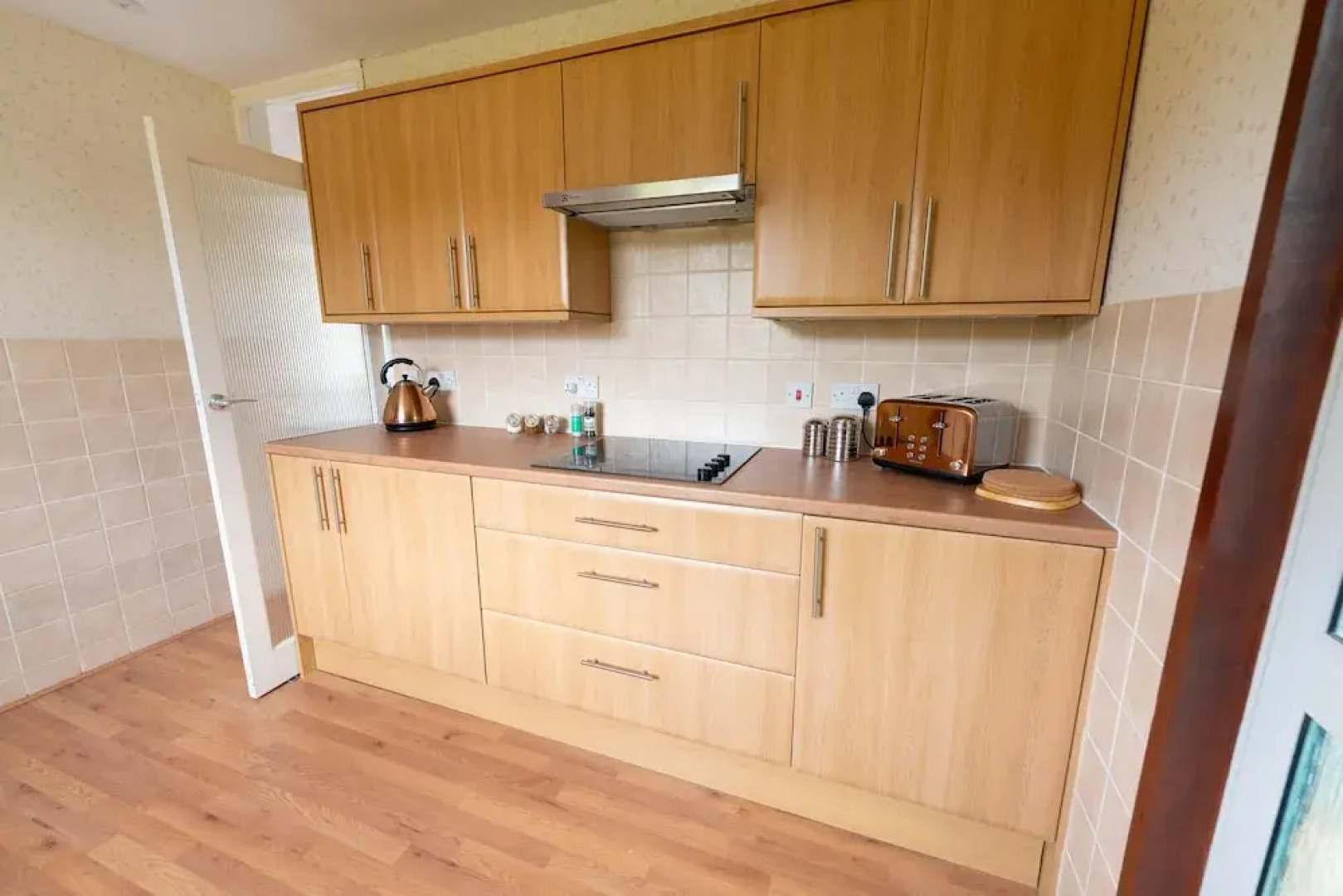 Spacious Family Bungalow With Garden For Up To 7