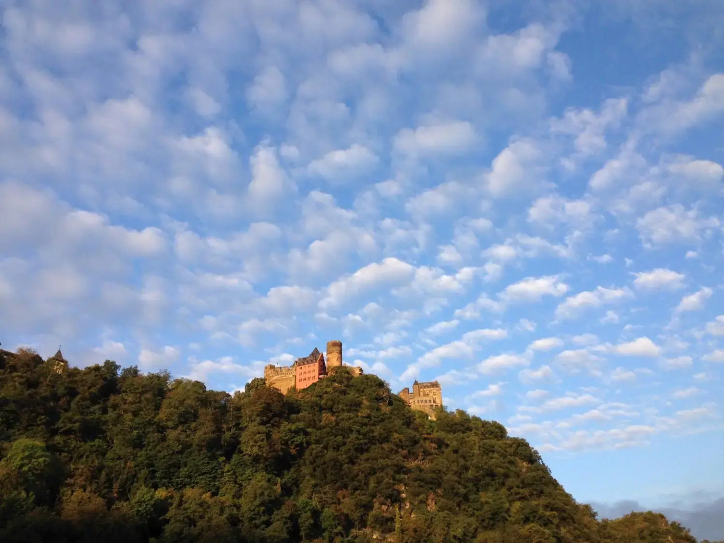 Rhine Pearl Hideaways