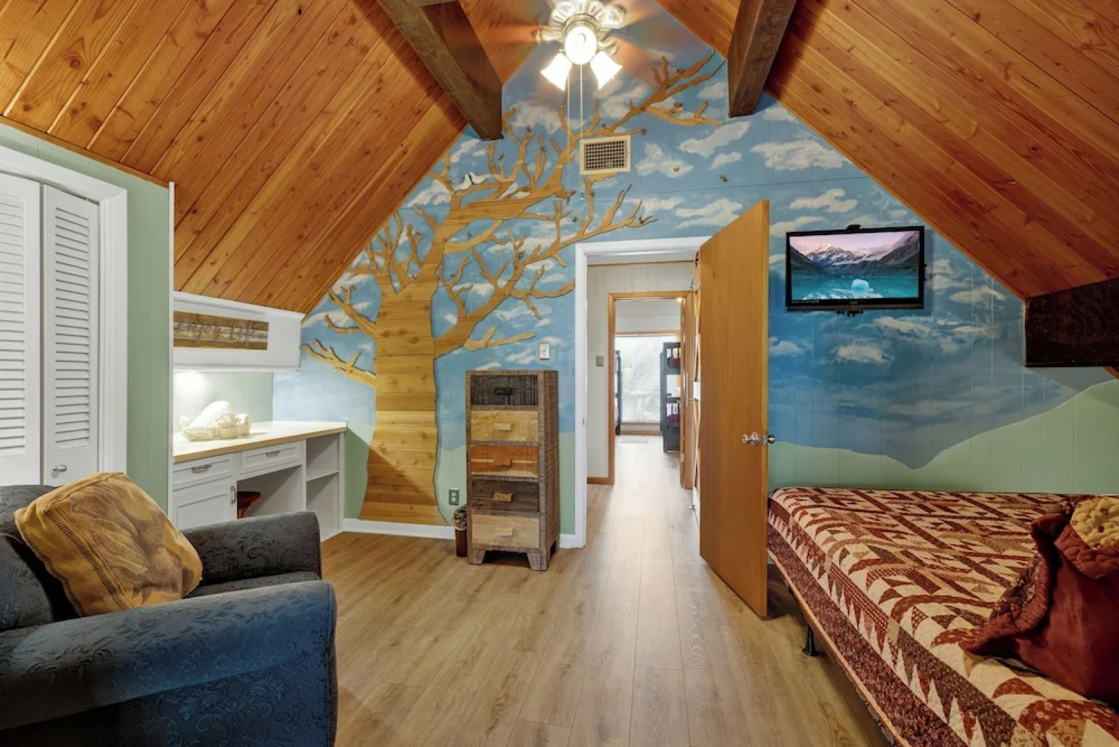 Gettin' Guada Loopy With Hot Tub & Riverfront