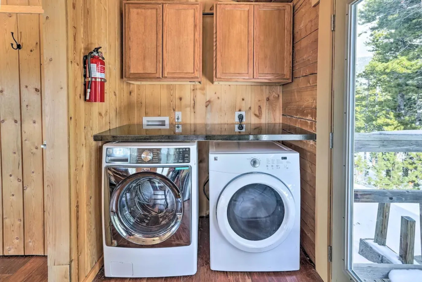 2 Mi to St Marys Glacier: Modern Cabin w/ Hot Tub
