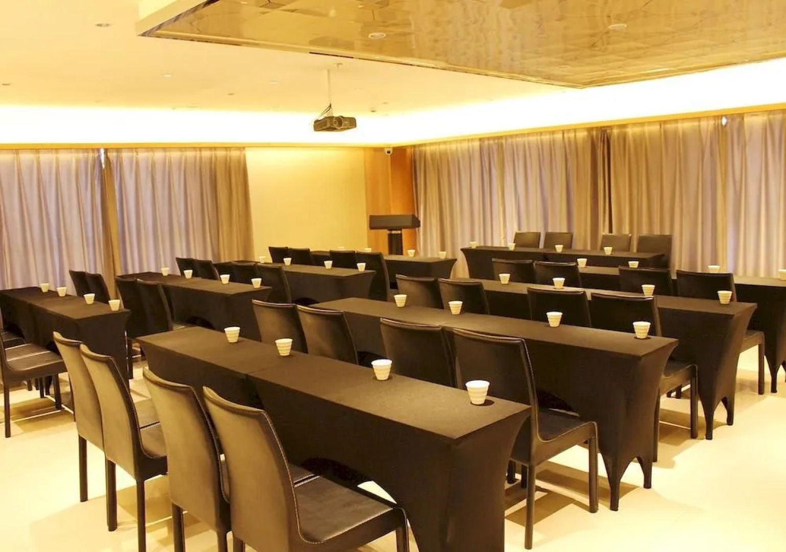 Meijing Jingpin Hotel