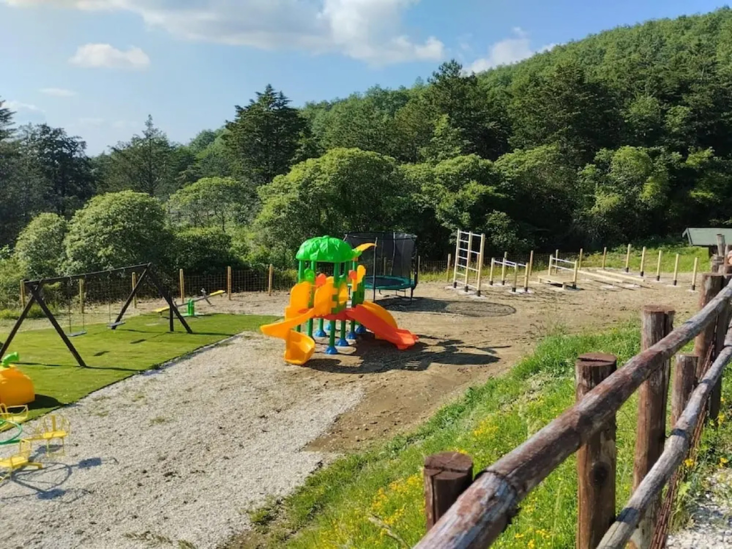 Agriturismo in the Appenines with Covered Swimming Pool & Hot Tub