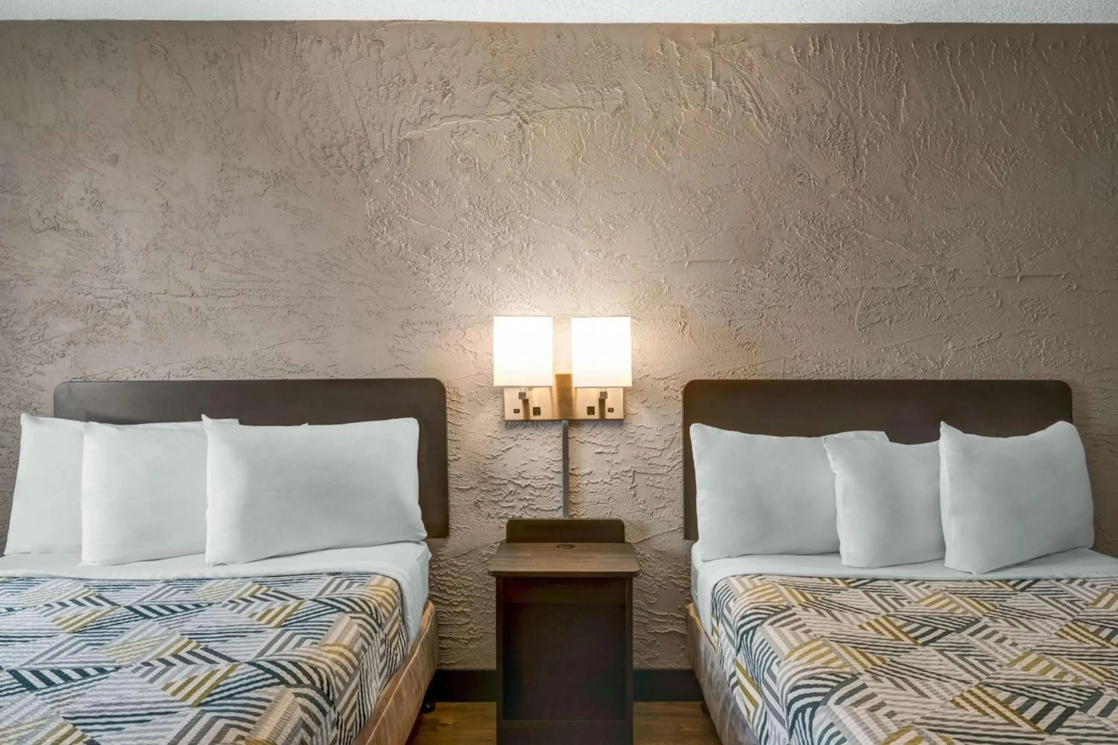 Motel 6 Elk Grove Village, IL - O'Hare