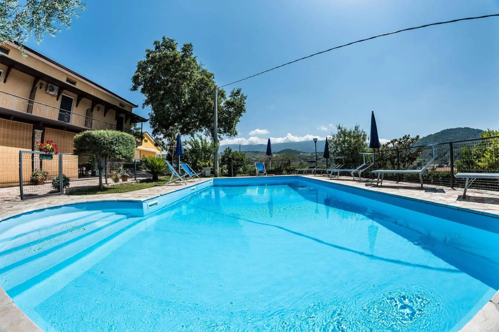 Bb La Mortella With Pool