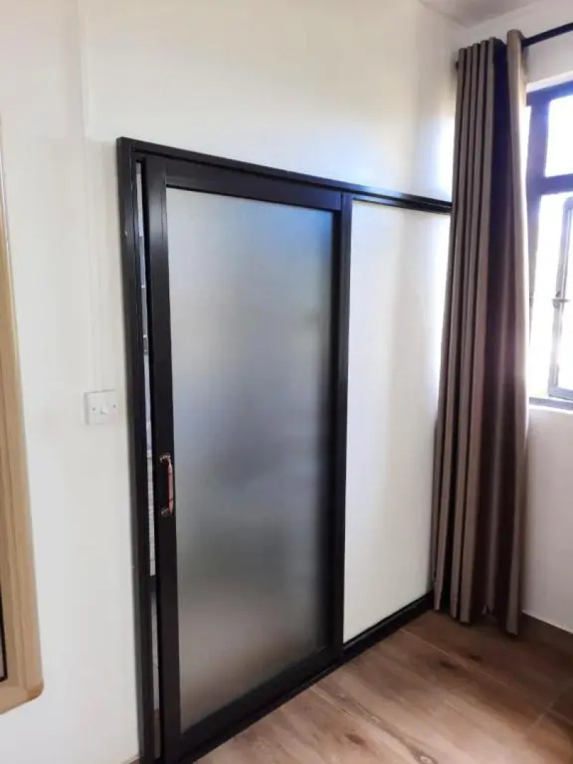 3 bedrooms villa at Blue Bay 500 m away from the beach with private pool enclosed garden and wifi