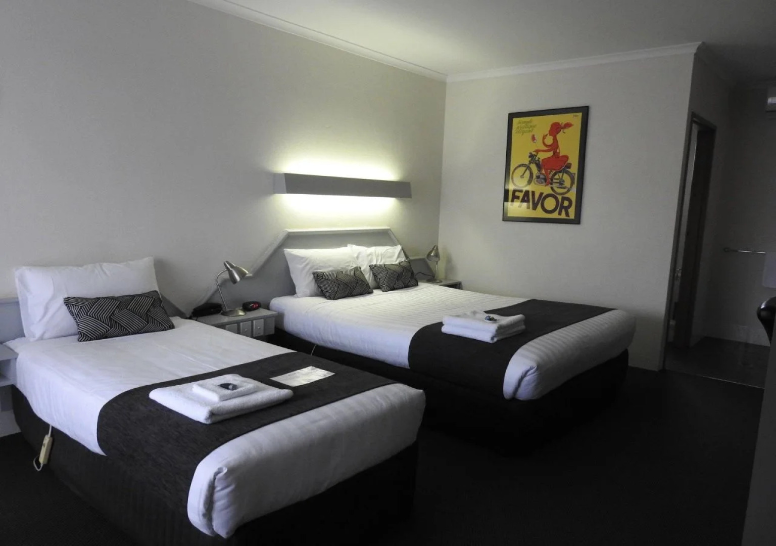 Wine Village Motor Inn