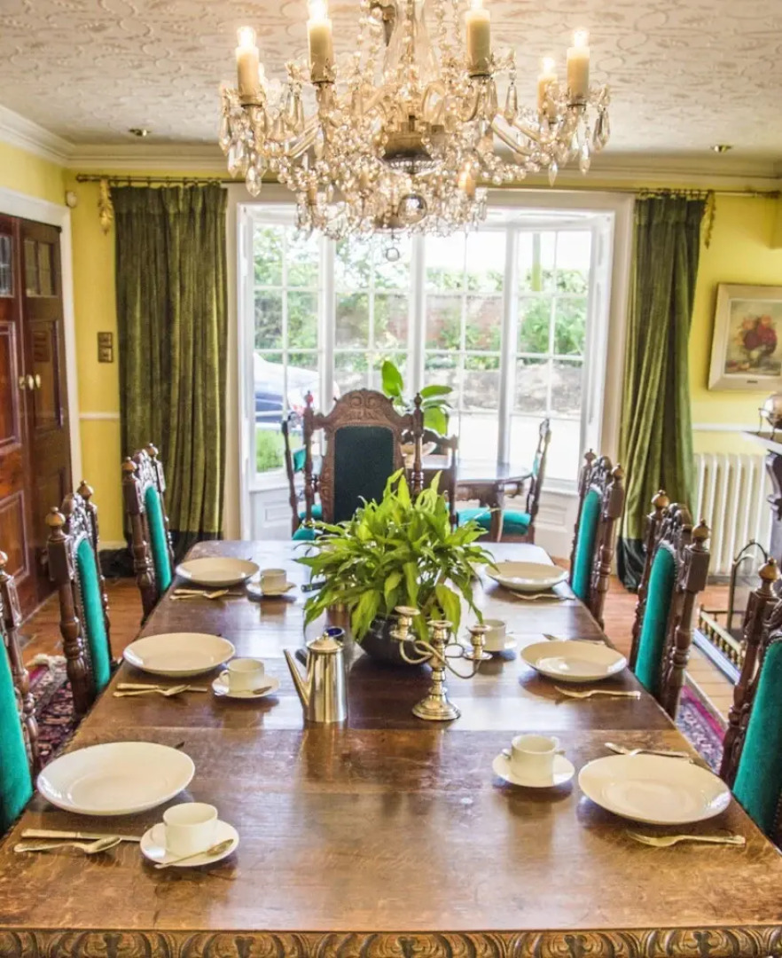 Cedar House Boutique B&B