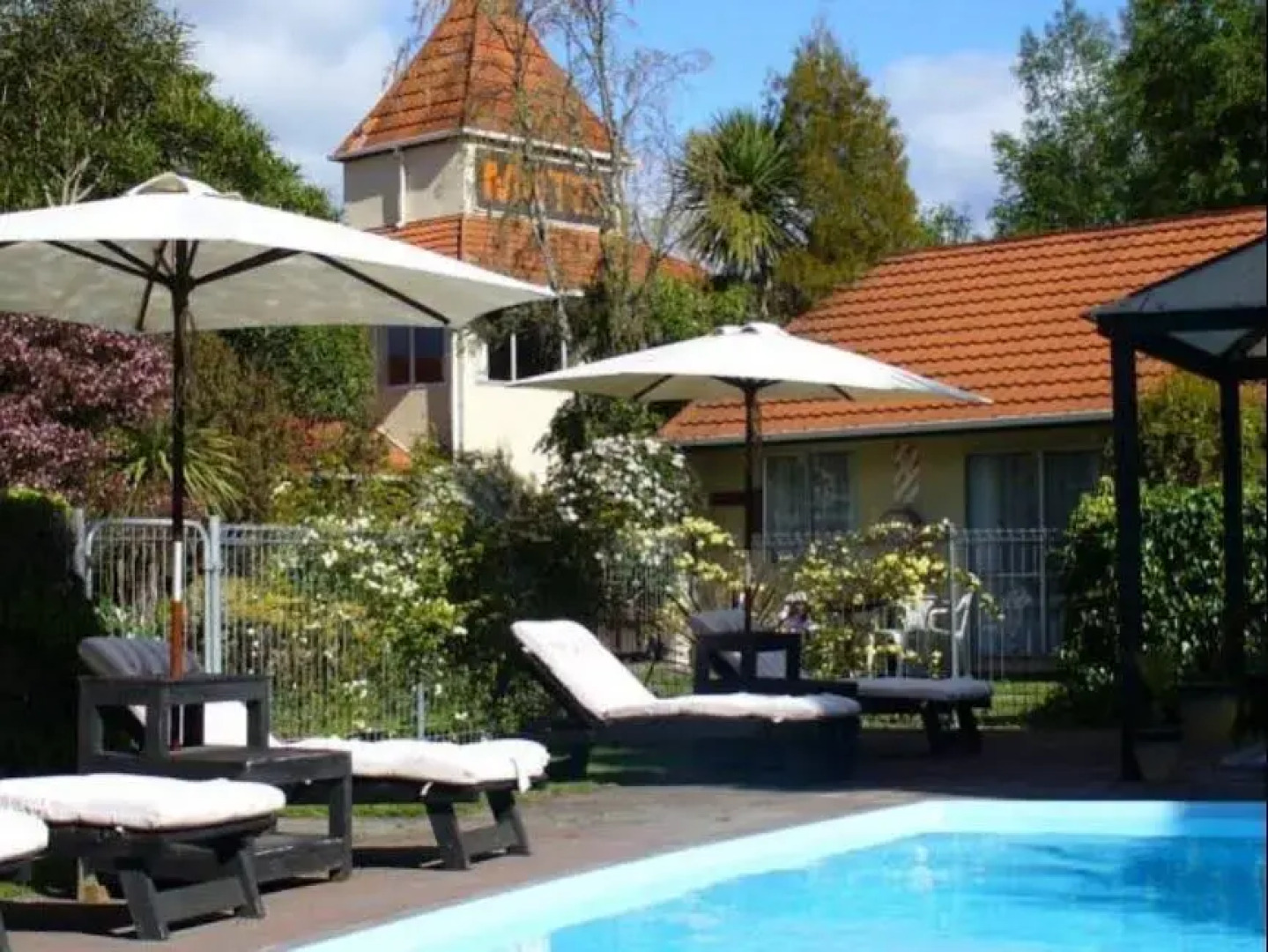 Anglers Paradise Motel