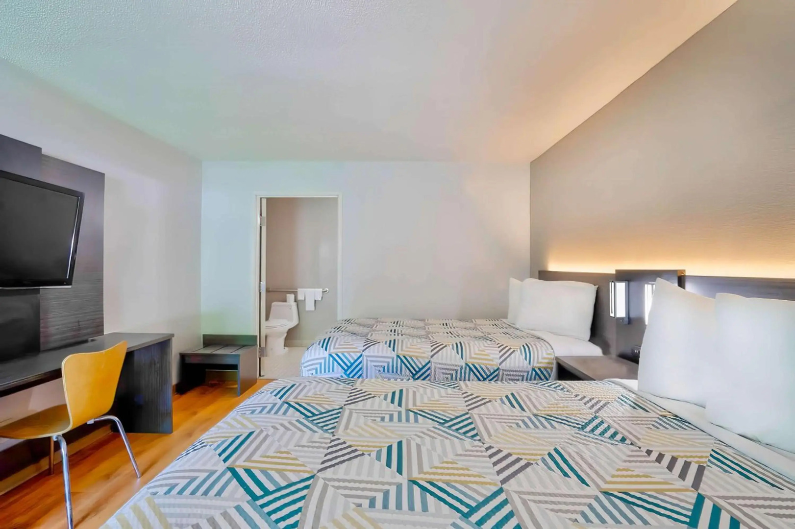 Motel 6 Virginia Beach, VA