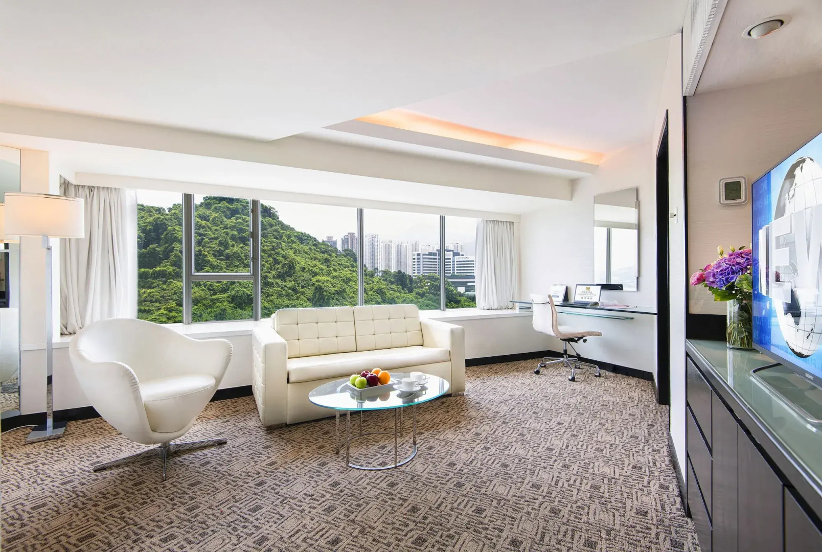 Regal Riverside Hotel