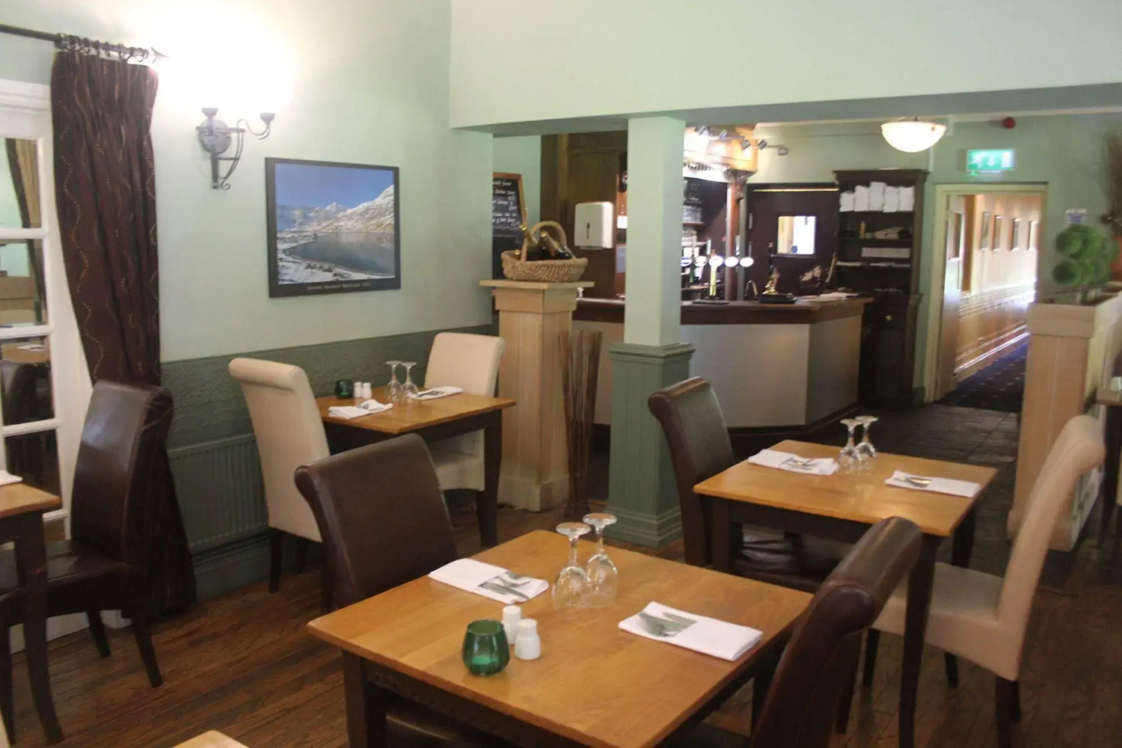 Nant Ddu Lodge Hotel