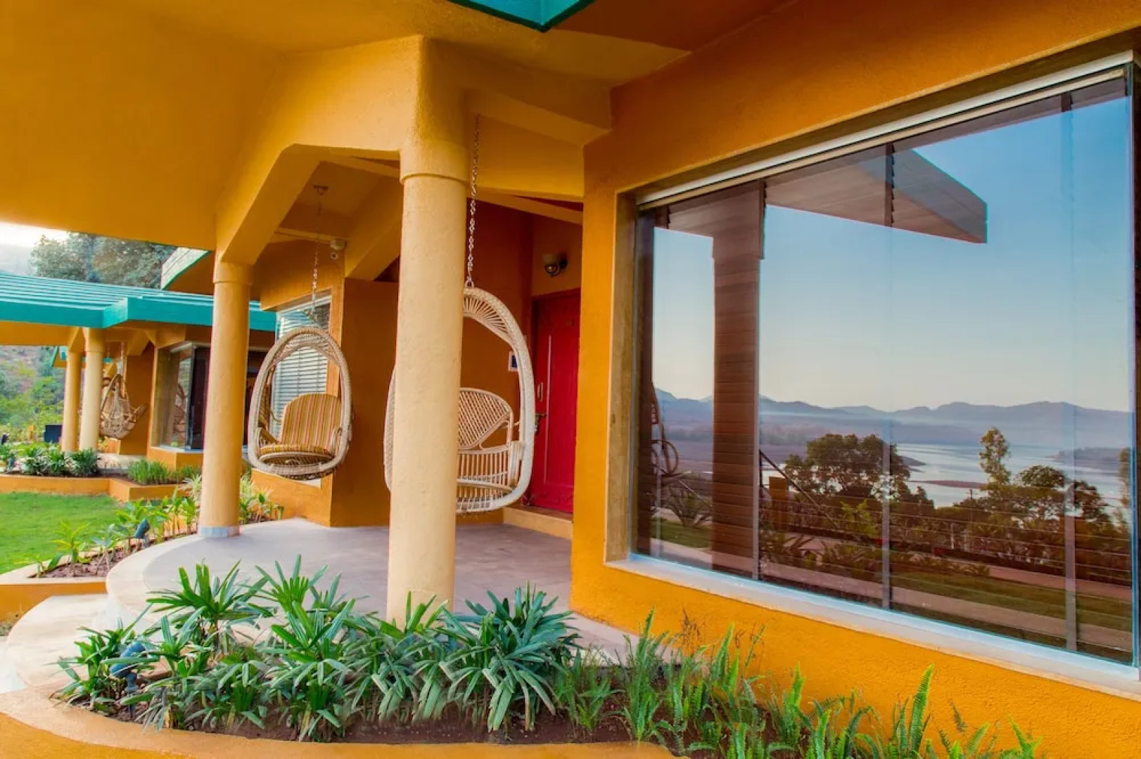 Residency Lake Resort and Spa