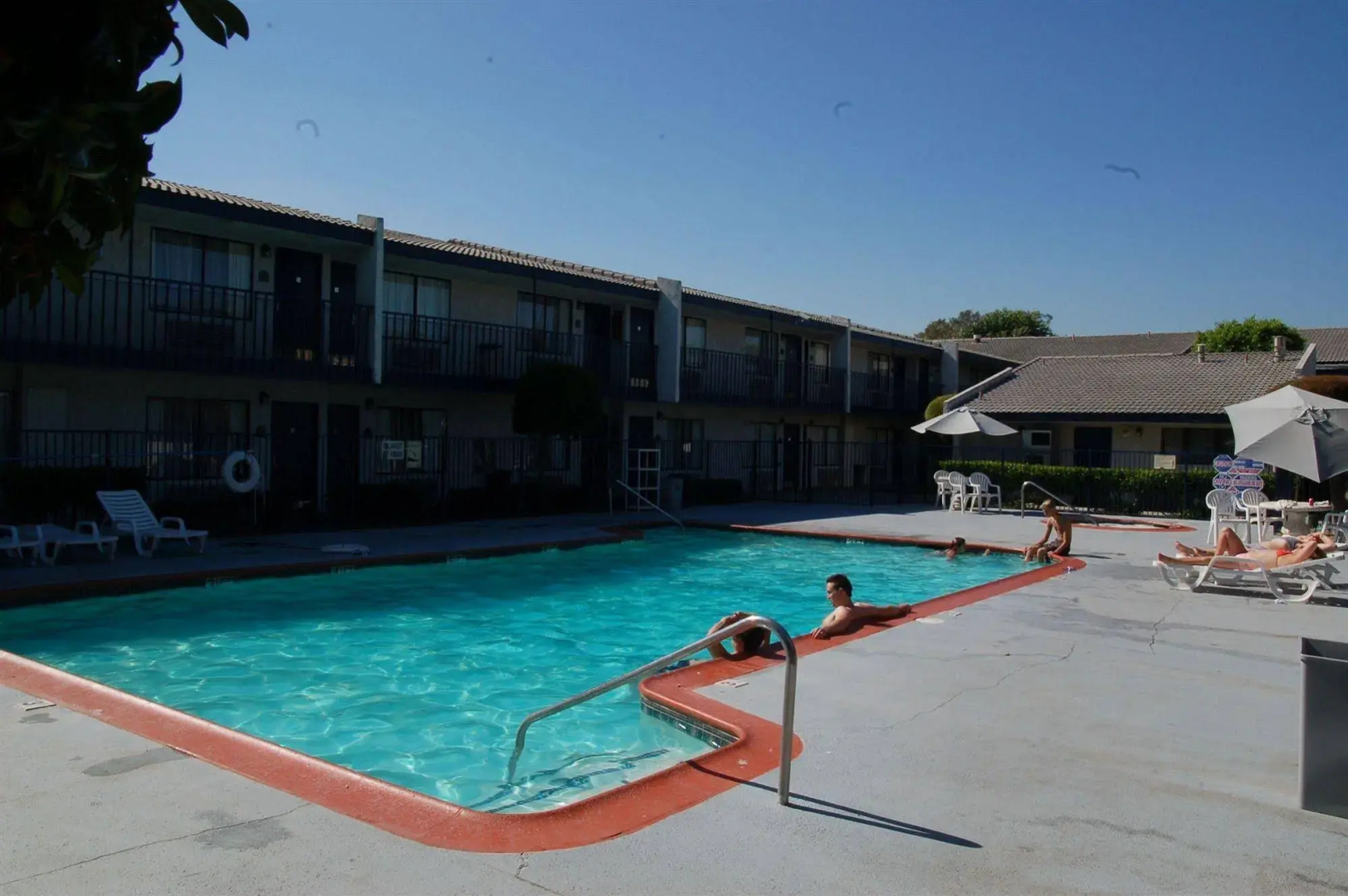 The Buena Park Hotel & Suites