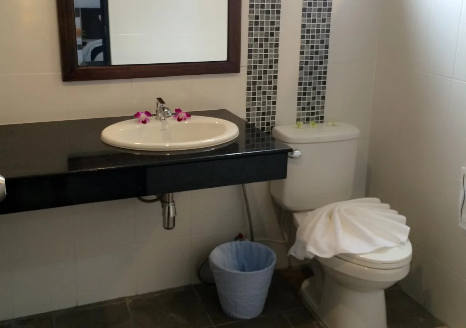 The Seashore Kamala Service Apartment