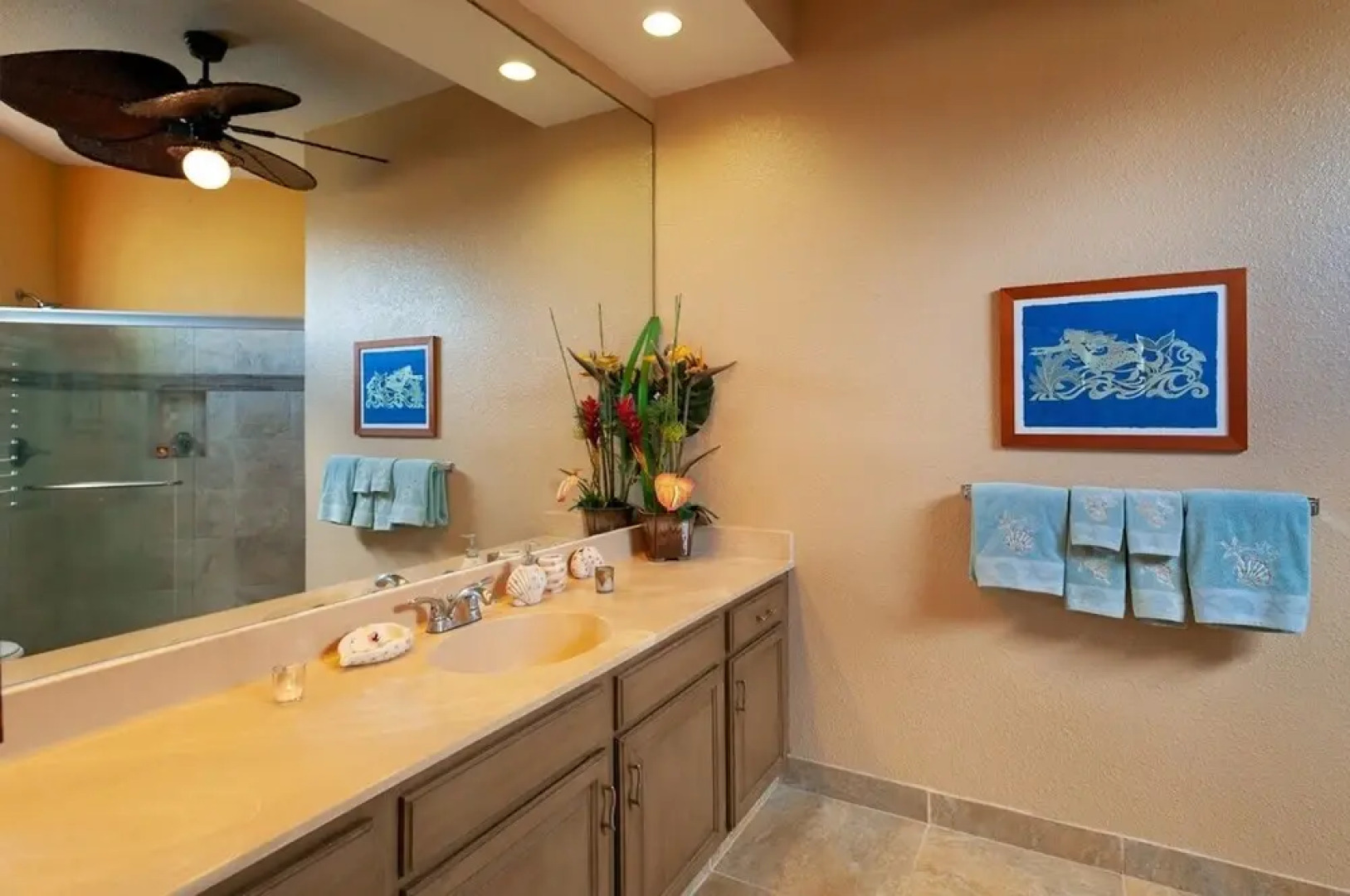 Kamahana 24 by RedAwning