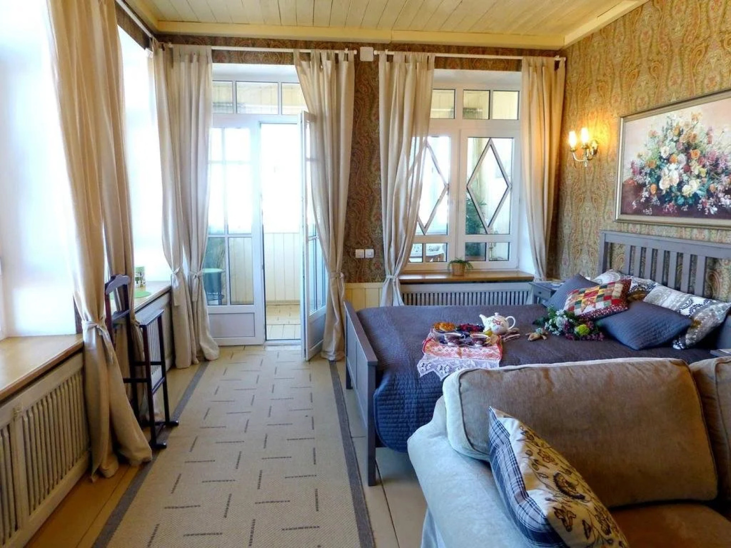 Русско-французский отель Частный Визит