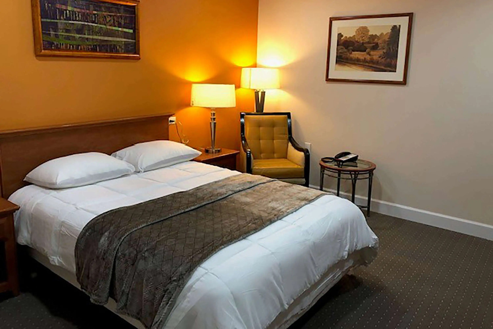 Howard Johnson by Wyndham Ridgecrest, CA