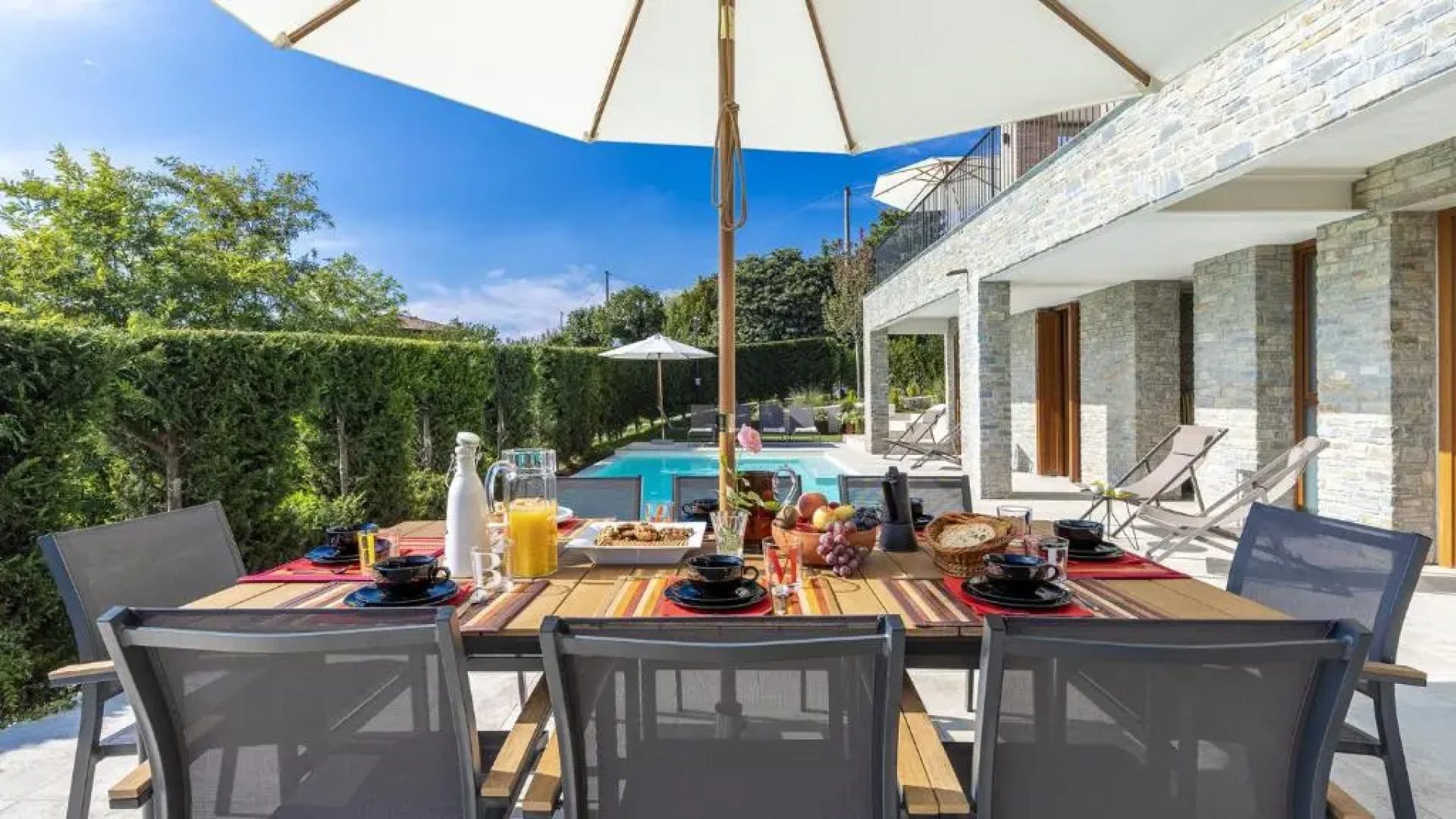 Le Langhe Oltre La Siepe 8