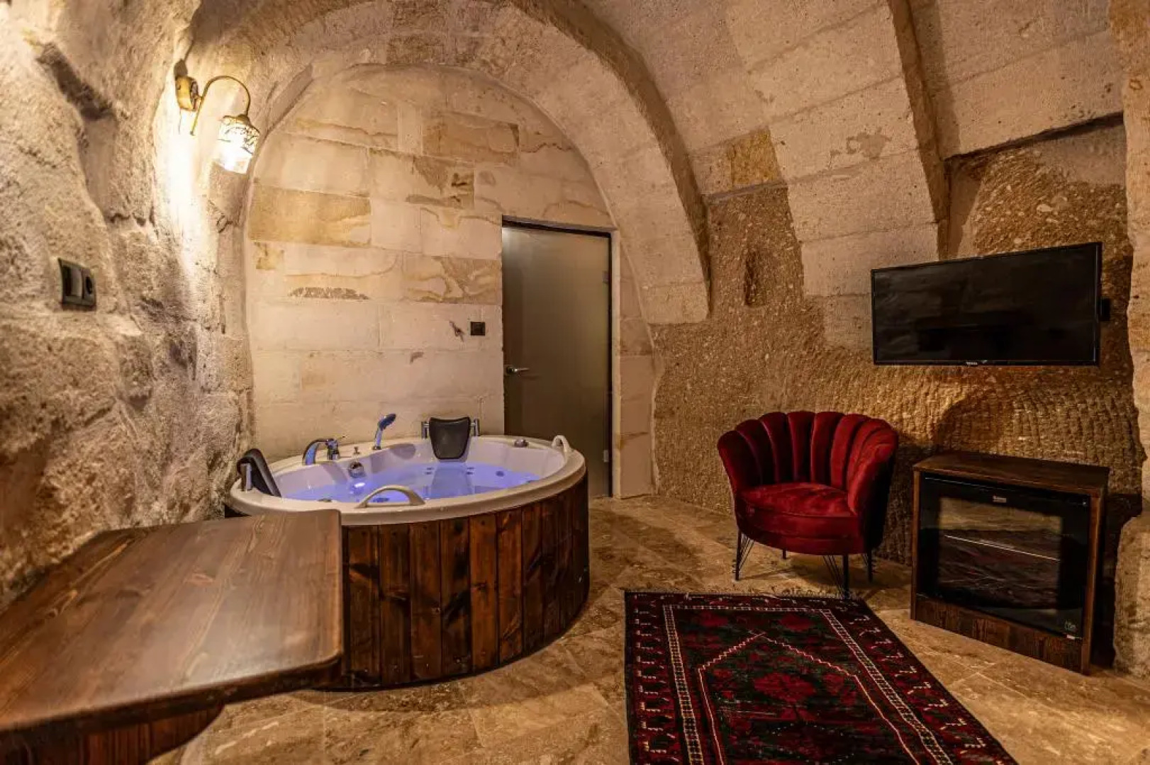 Zumrut Anka Cave Hotel