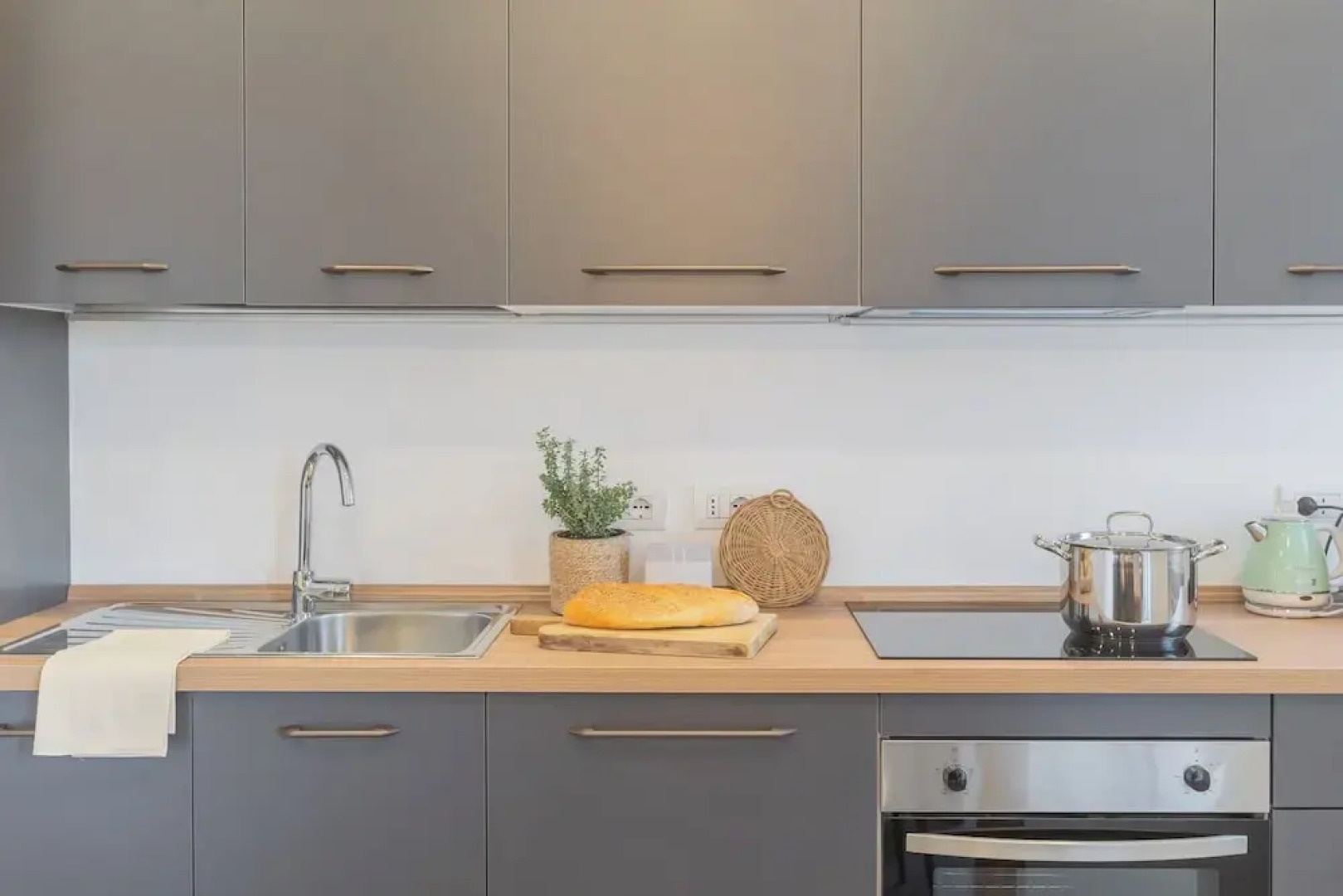 Isola Felice Grandate by Rent all Como