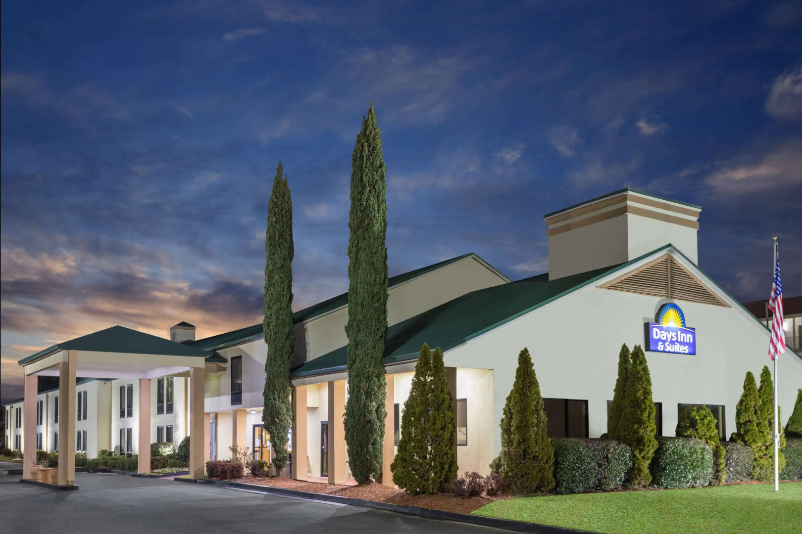 Days Inn & Suites by Wyndham Peachtree Corners/Norcross