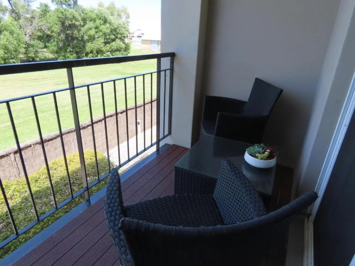 Apollo Quays Apartment