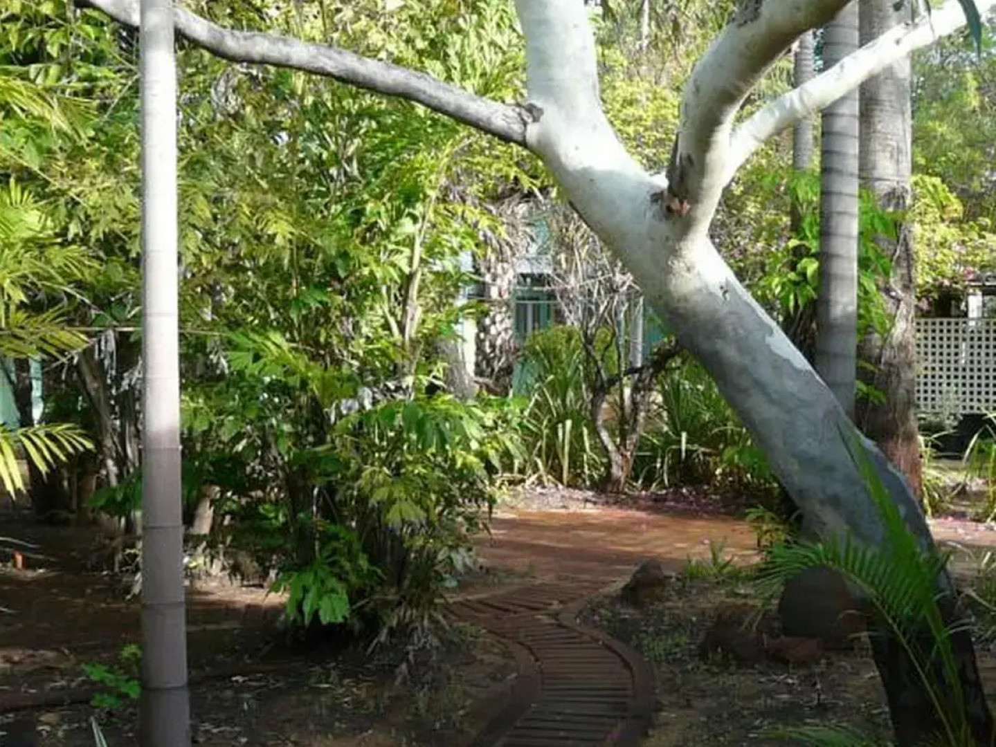 West Kimberley Lodge and Caravan Park