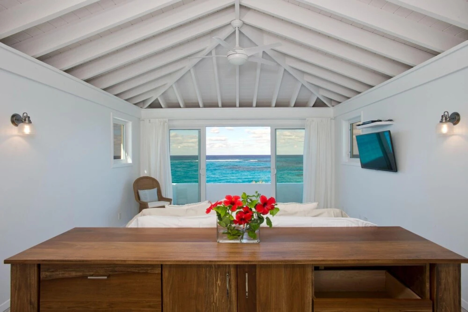 Sandy Hill Beach House by Eleuthera Vacation Rentals