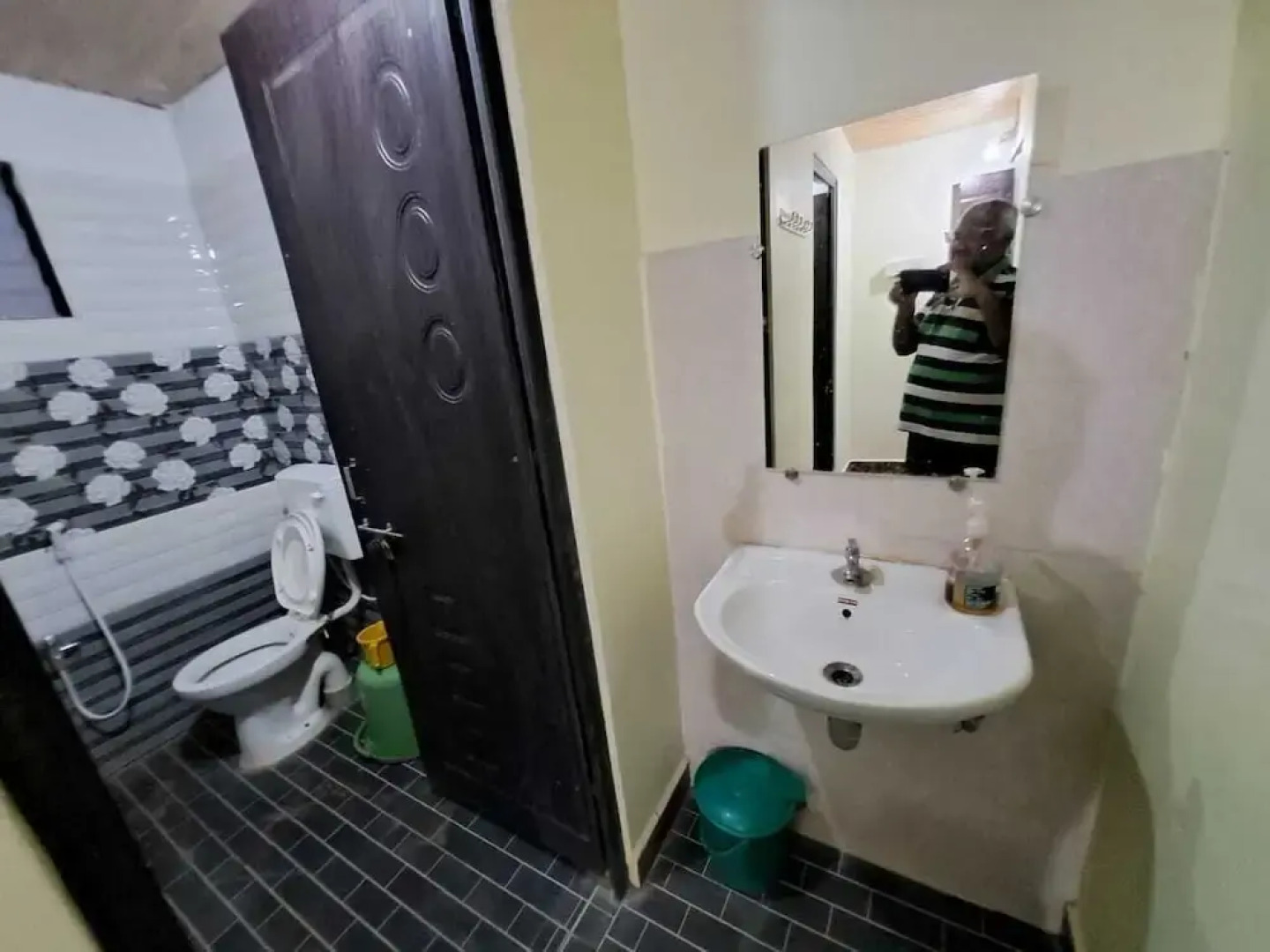 Cheetah Farms Jungle Stay