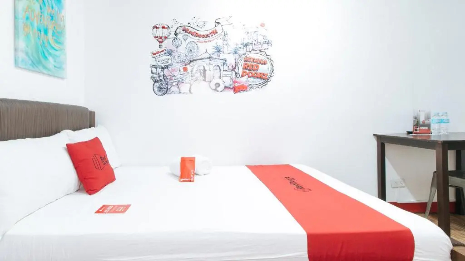 RedDoorz near Quirino Station