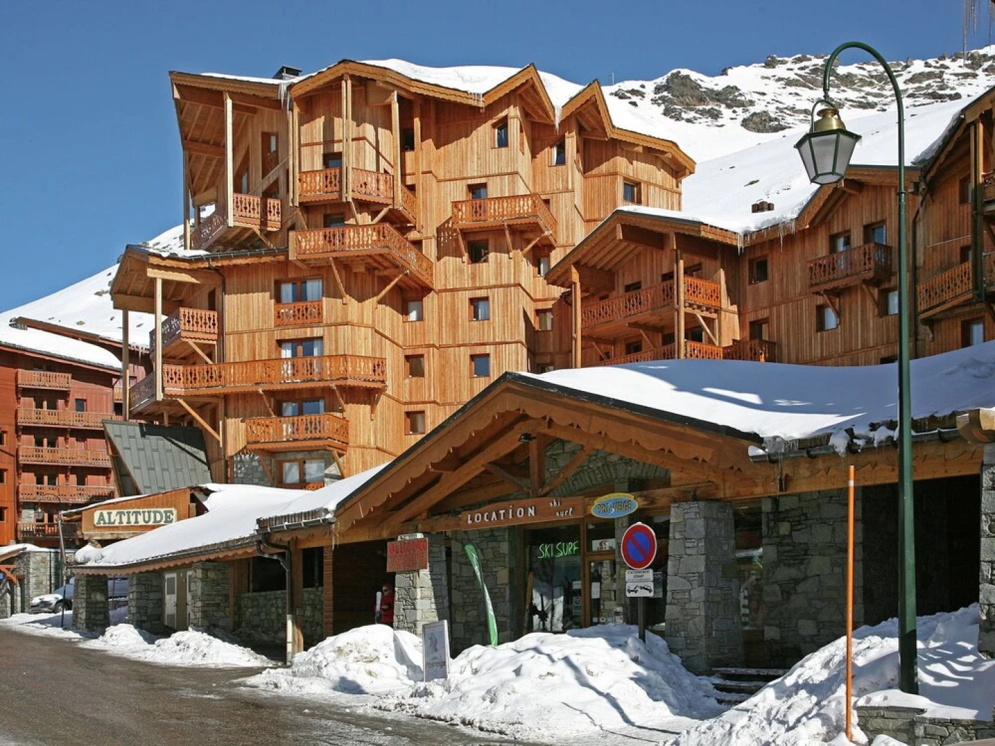 Nice Apartment Near the Center of Val Thorens and Slopes