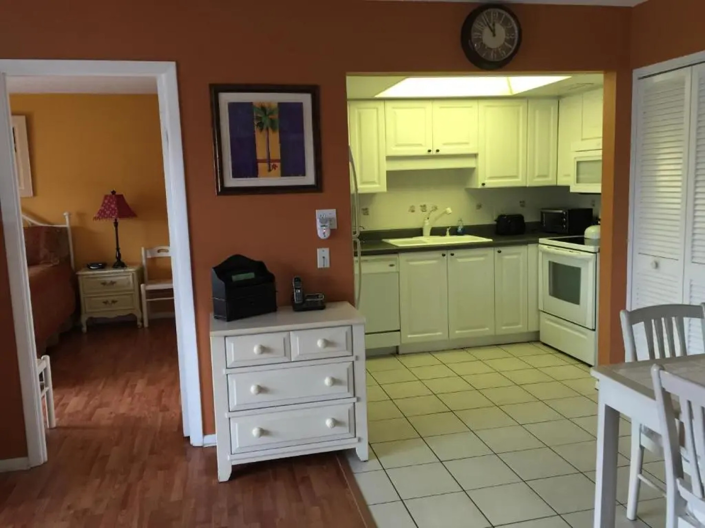 Crescent Arms Condominiums