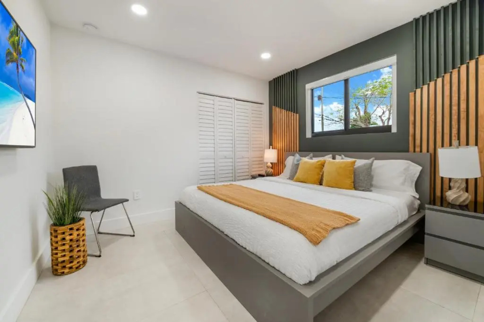 Lux House w/Heated Pool,Jacuzzi ,Basketball Court