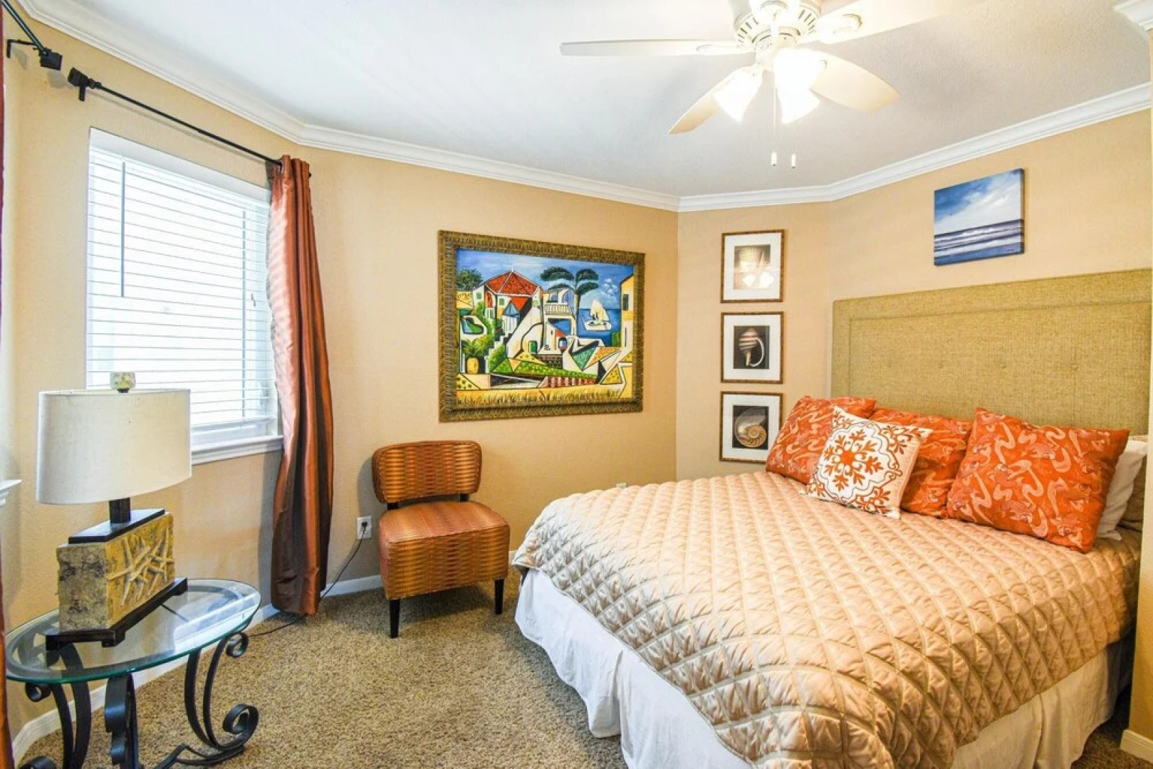 Seascape 2216 Hotel Room