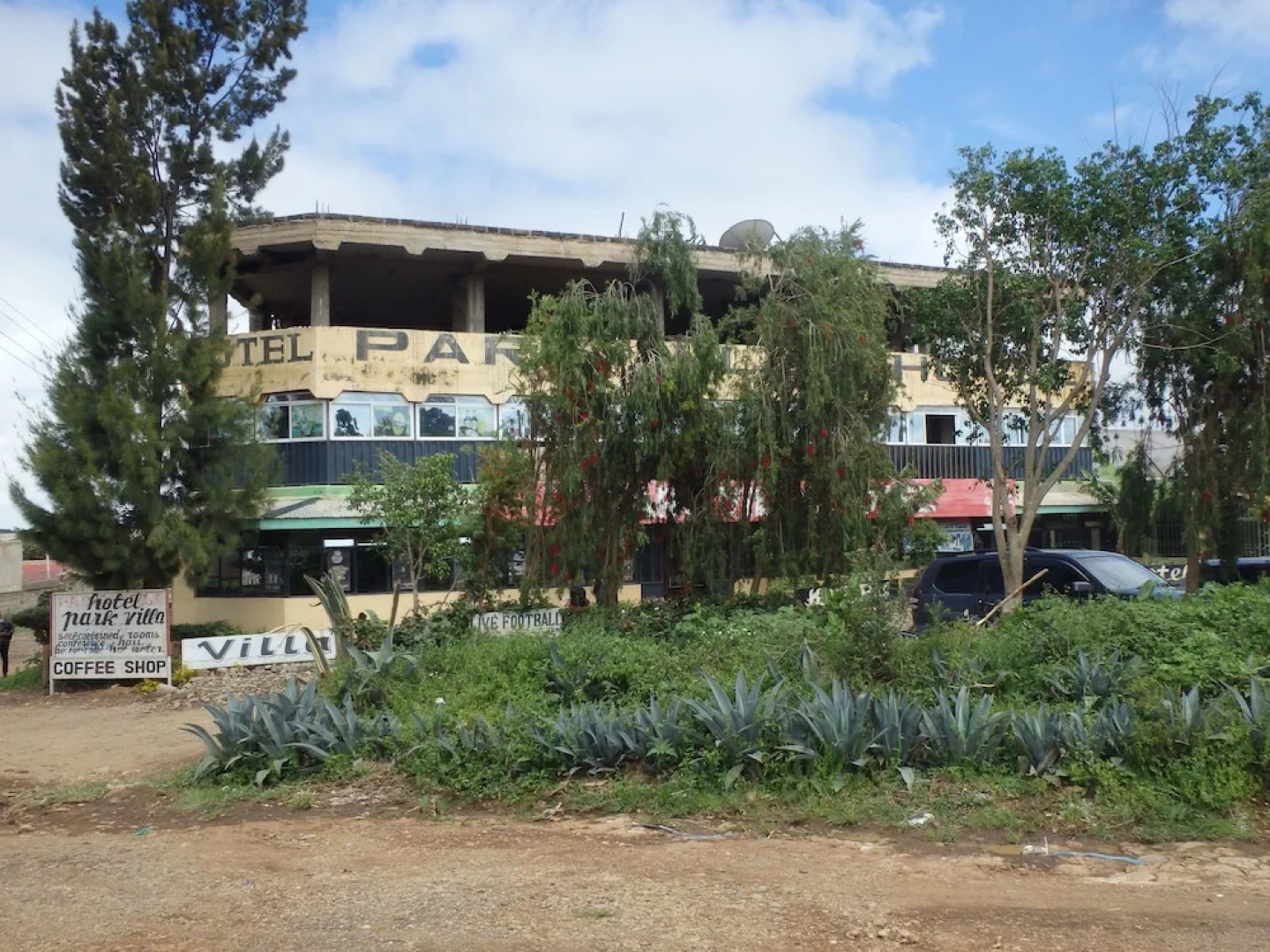 Shield Park Villa Hotel