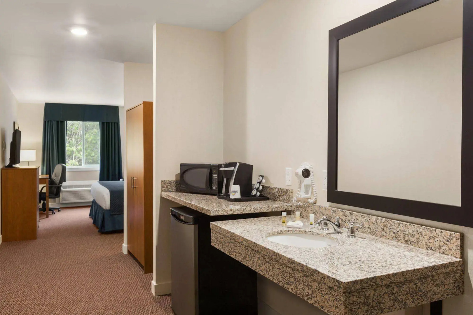 Days Inn by Wyndham Sioux Lookout