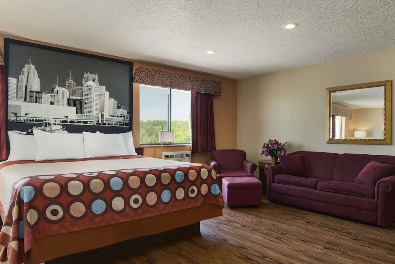 Super 8 Taylor/Detroit Area