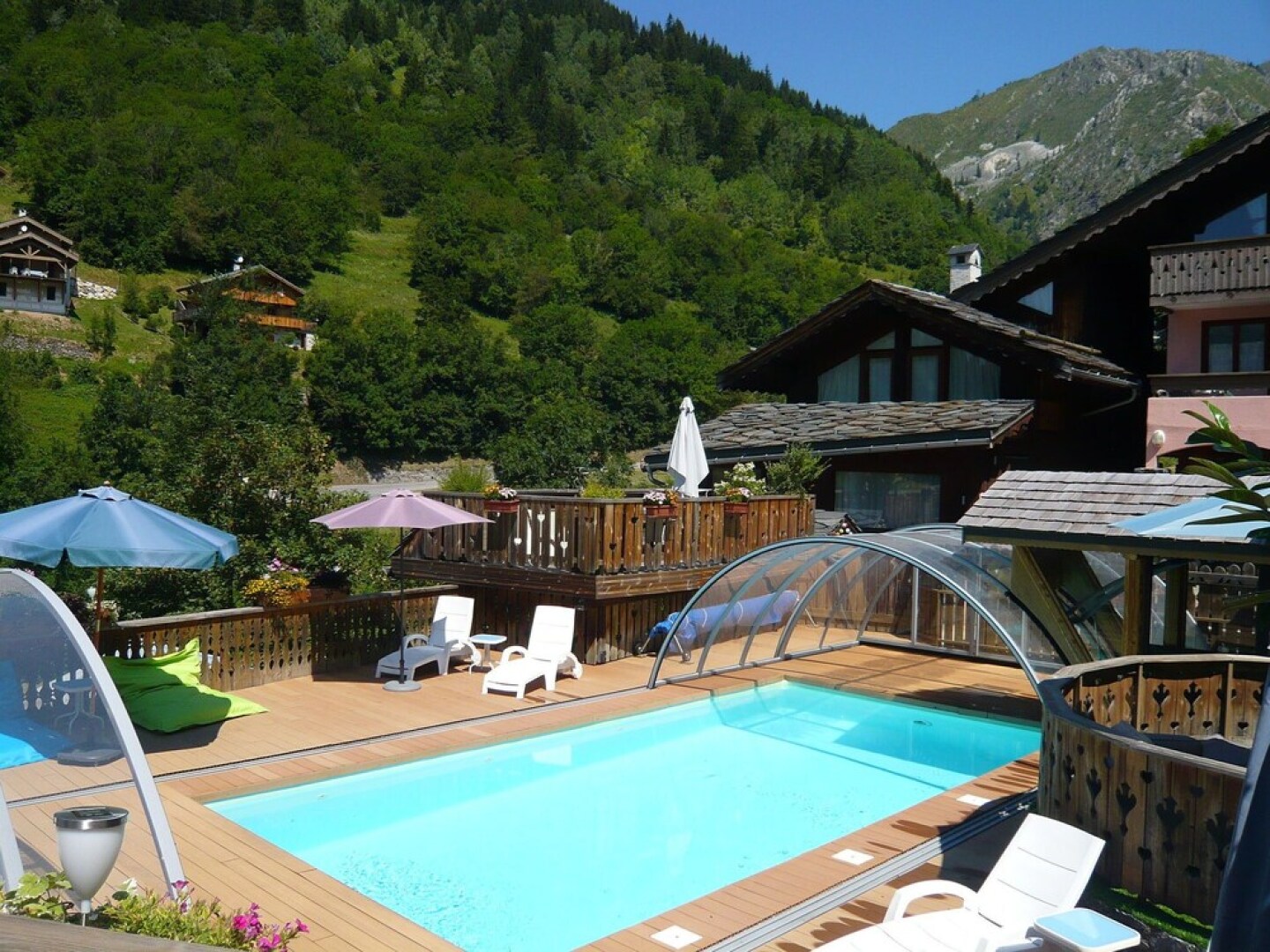 Neat Studio in a Large Chalet 1 km Away From the Nice Center