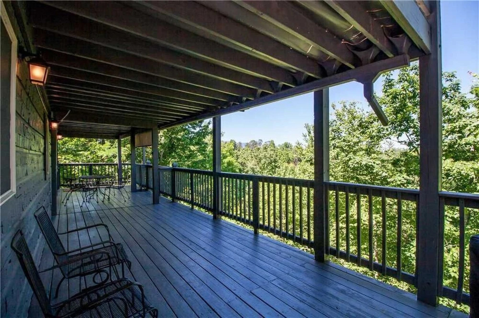 Bear View - Three Bedroom Cabin