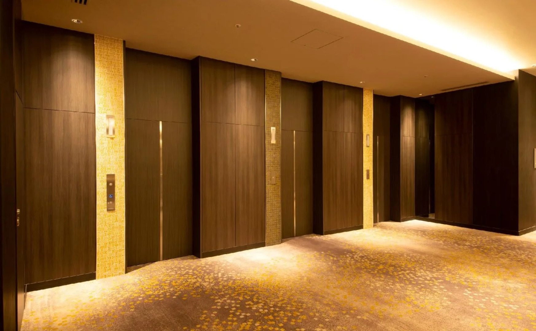 Отель Keihan Kyoto Hachijoguchi