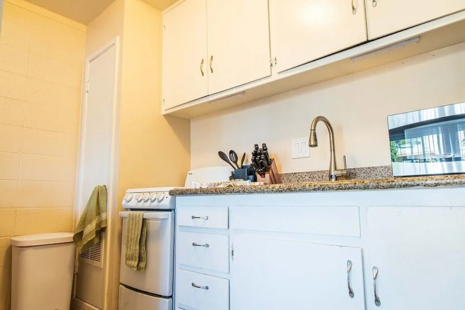 Sunny Concord Two Bed