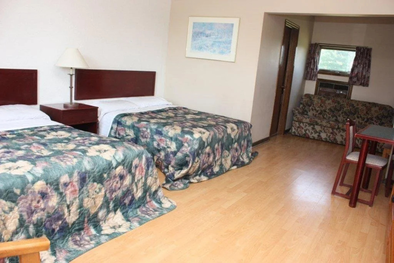 Wainfleet Motel & Restaurant