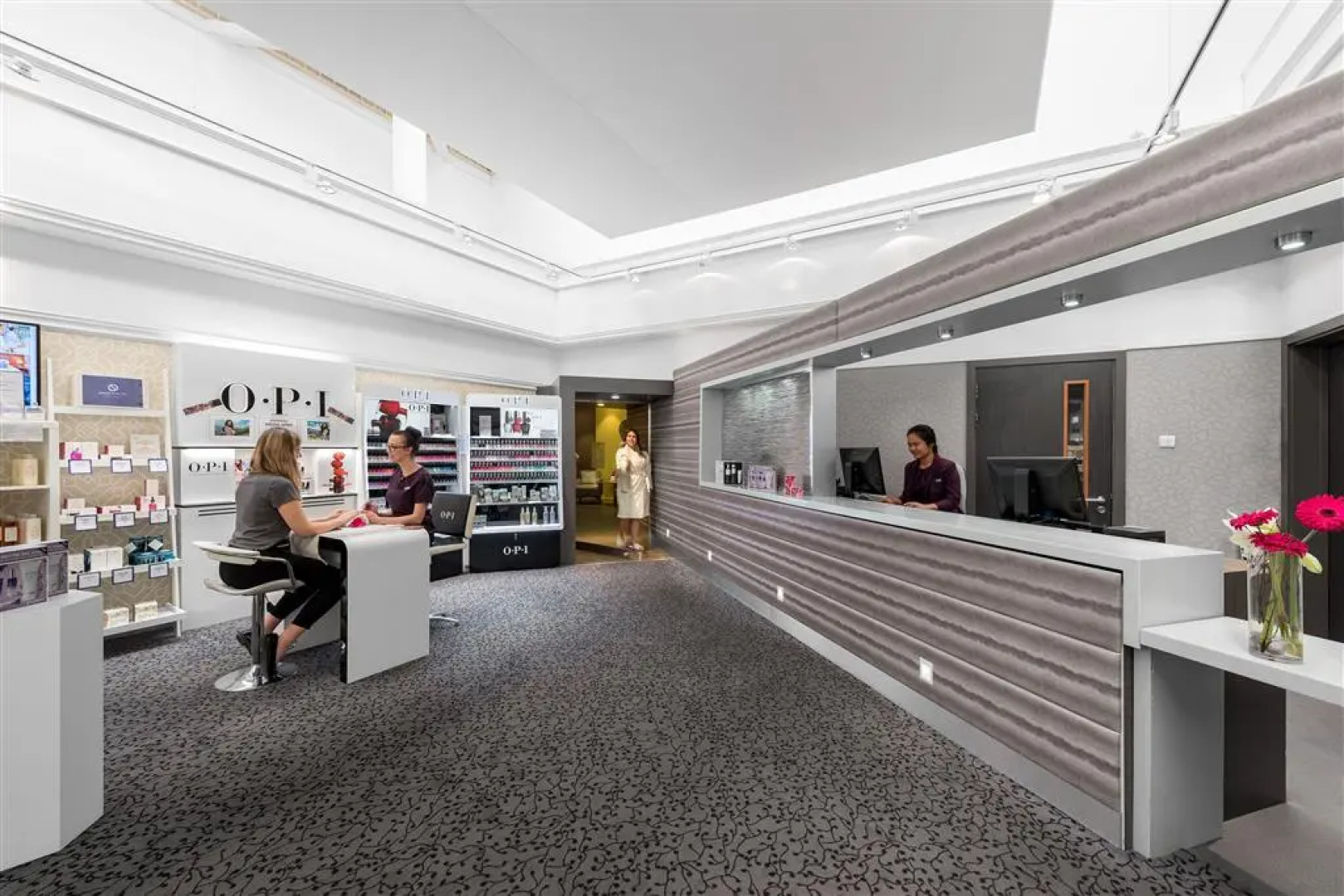 Drift Inn (Formerly The Waterfront Hotel)