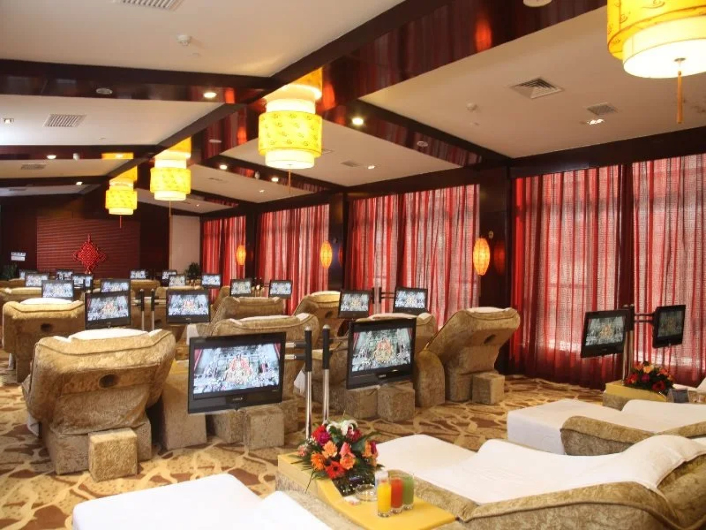 Wudangshan Jianguo Hotel