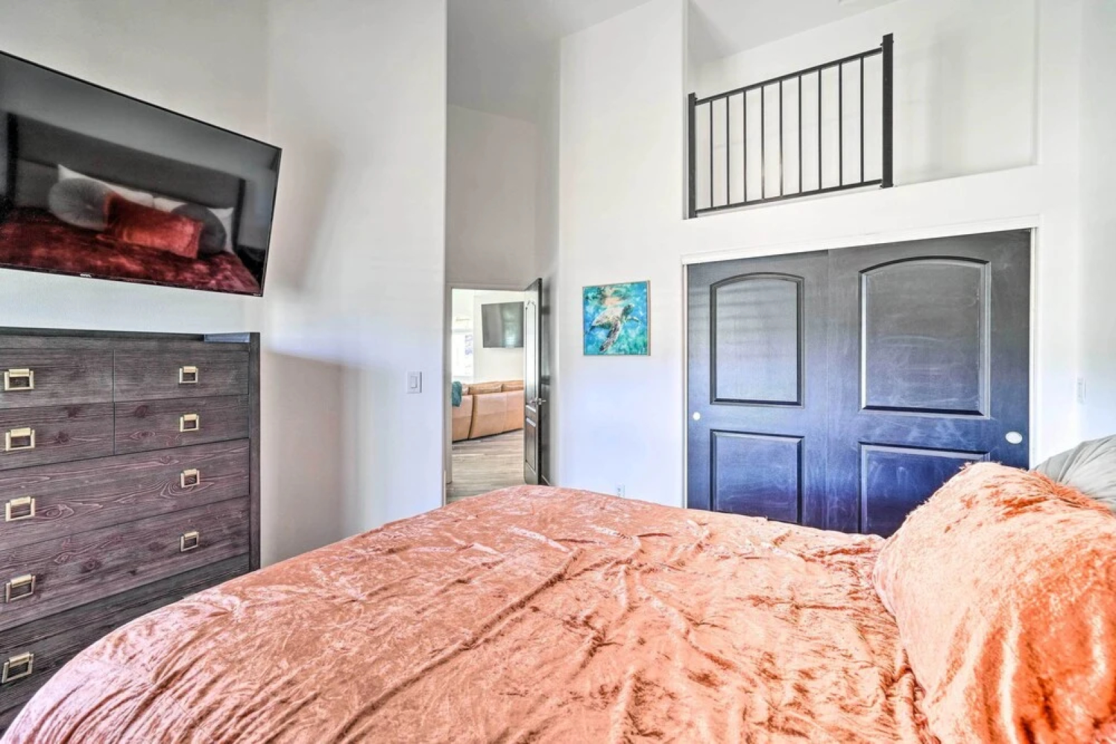 Spacious Parker House on the Colorado River!