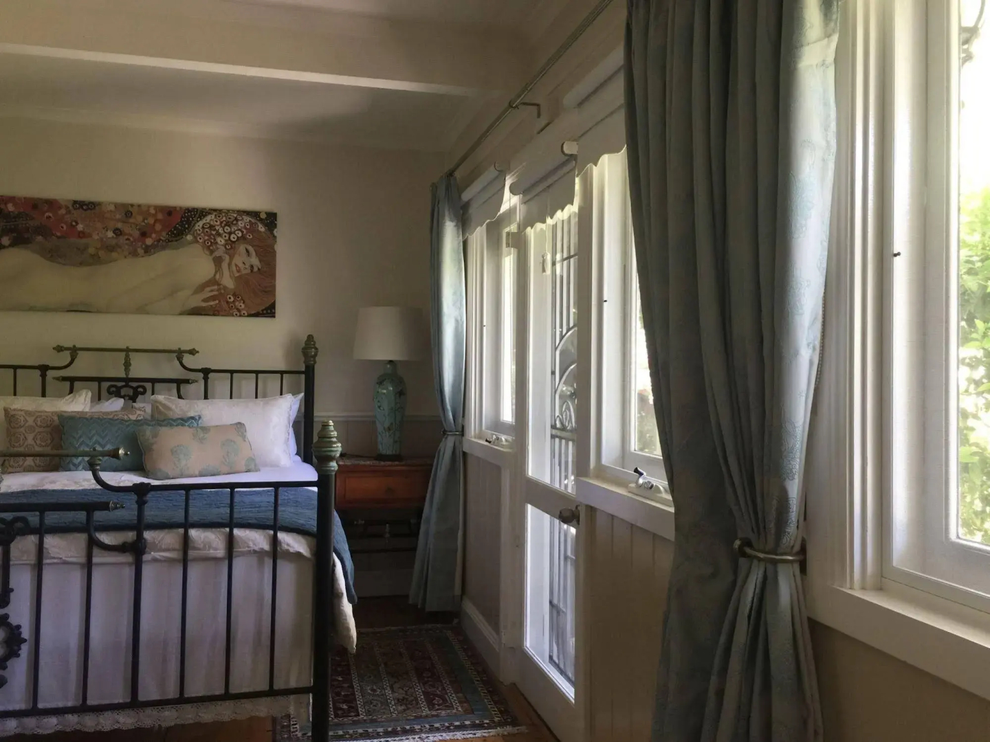 Brentwood Accommodation